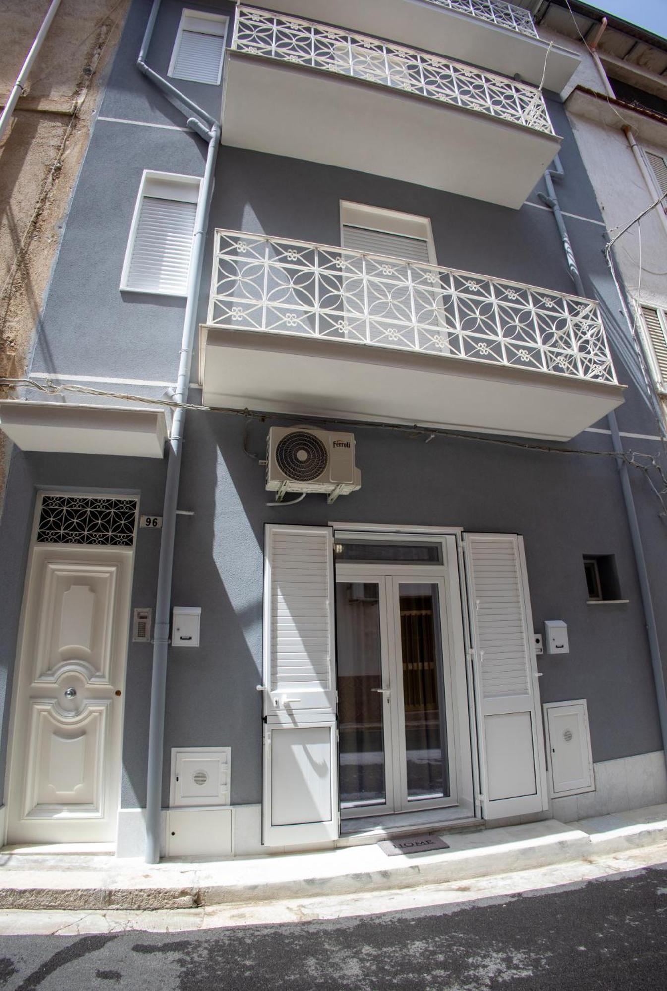 Appartamento Casa Grazia Partinico Esterno foto